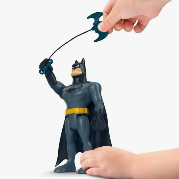 Fisher-Price DC League of Superpets Batman & Ace Playset - Picture 9 of 12